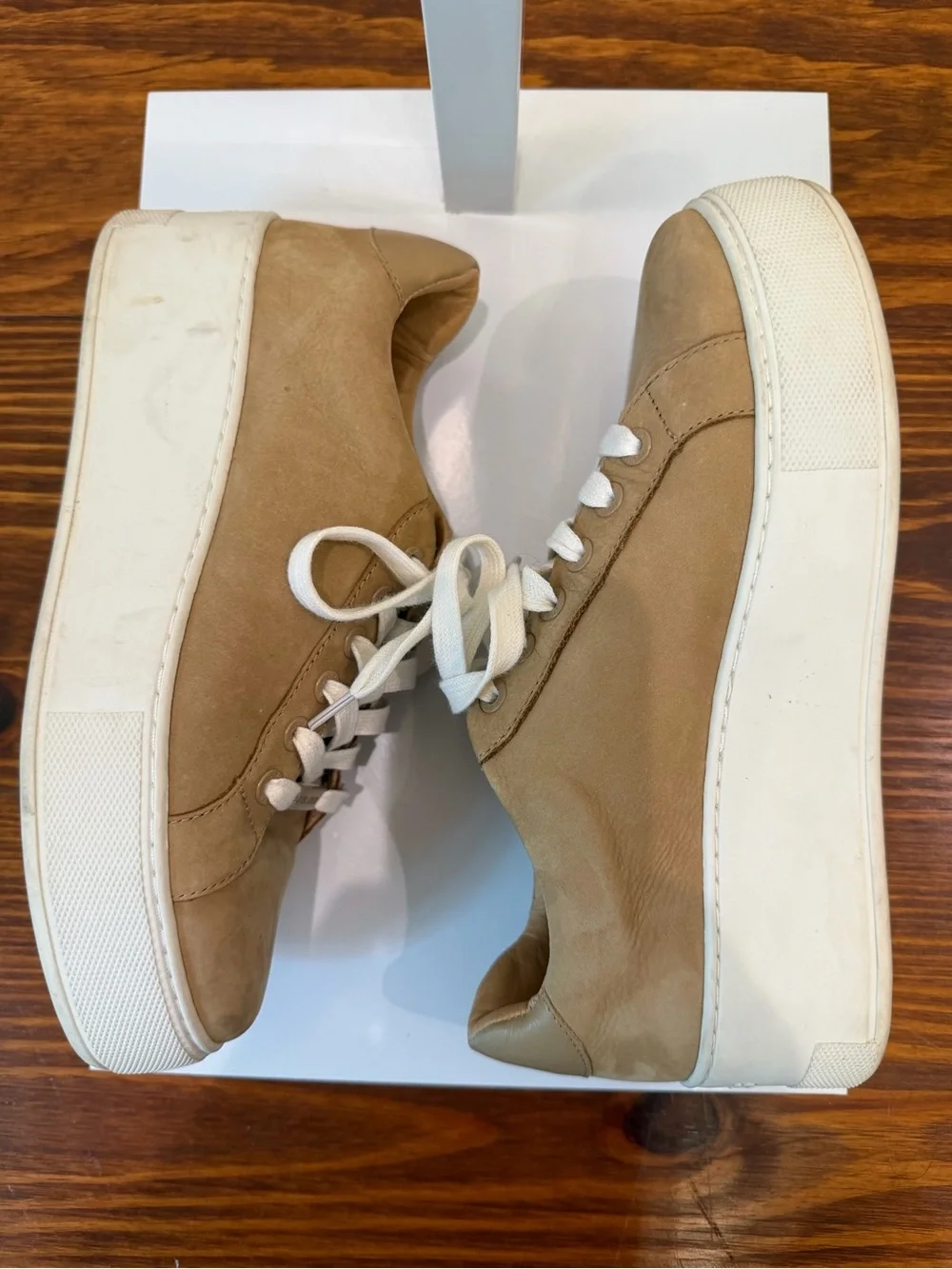 J slides Platform Sneakers